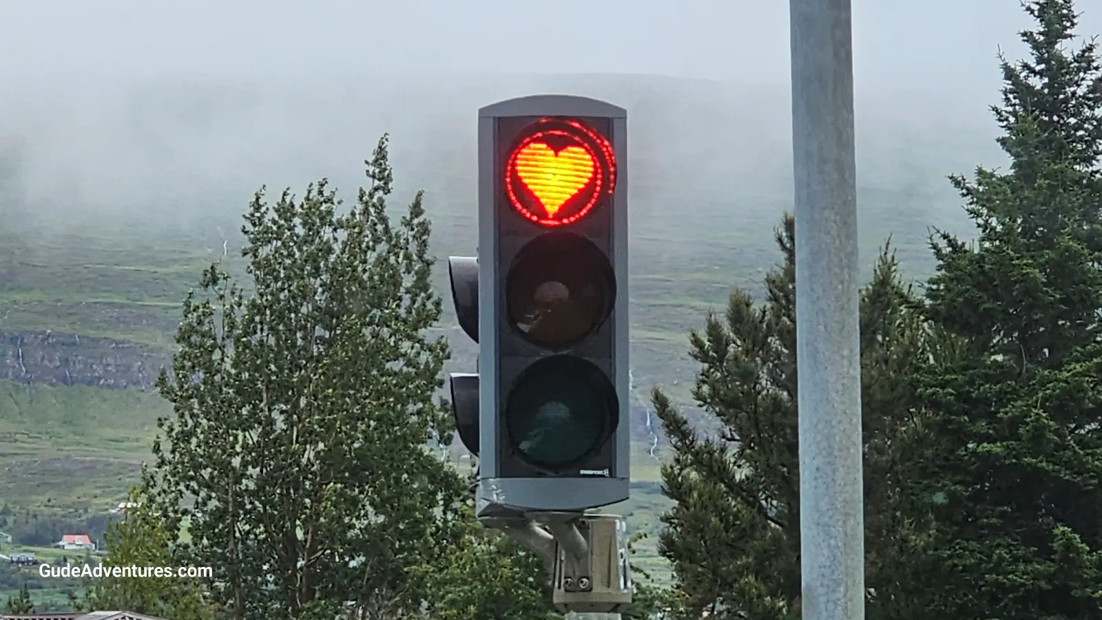 Traffic signals in Akureyri contain red hearts