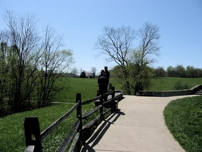 Georgians Overlook