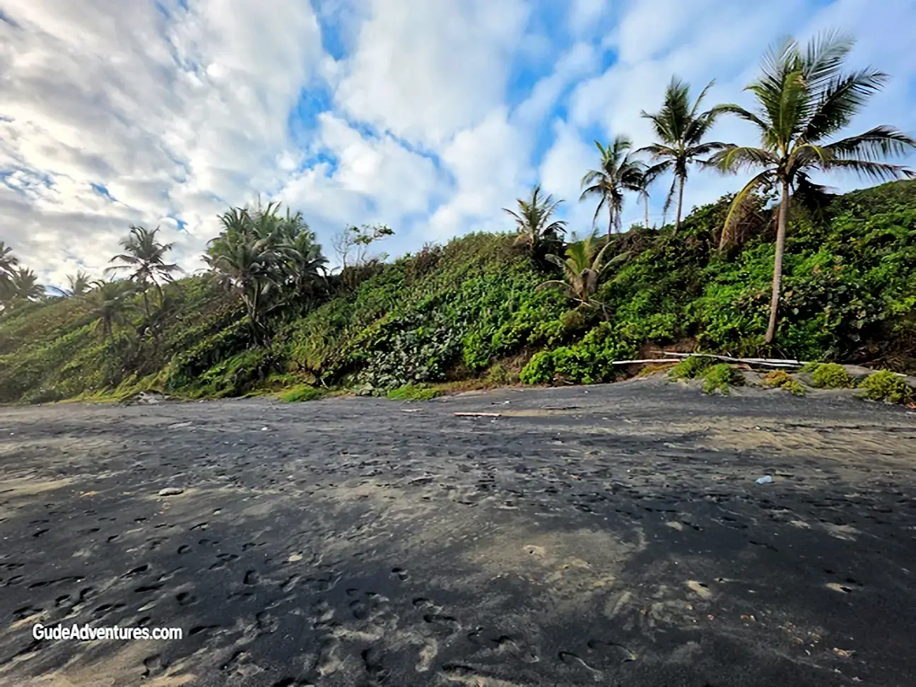 The black beach at Arecibo