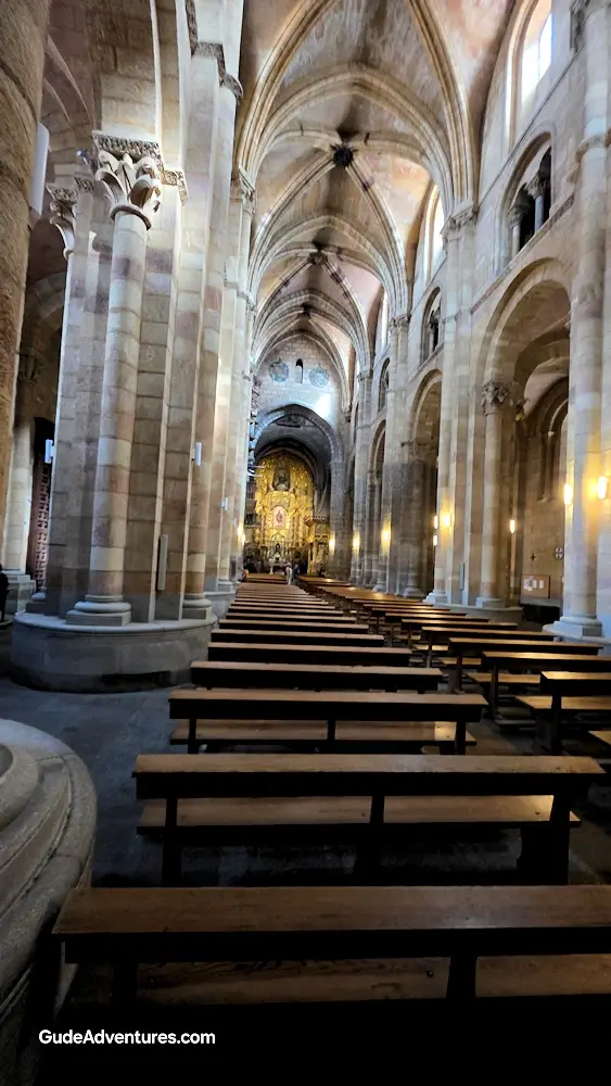  Basilica of San Vicente