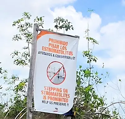 Stromatolites protection sign