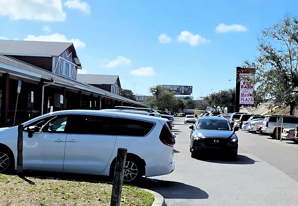 Red Barn Flea Market in Bradenton