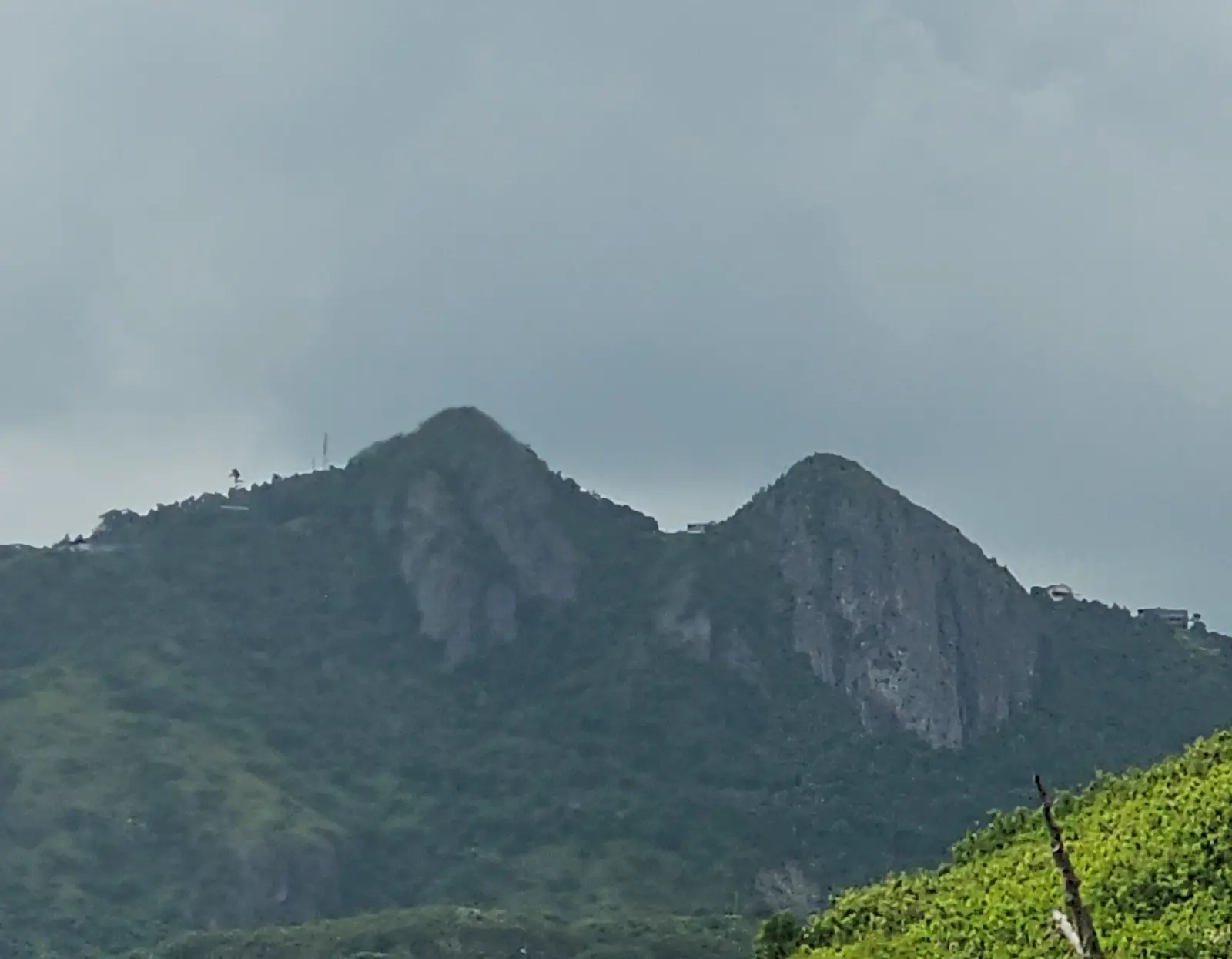 Las Tetas de Cayey