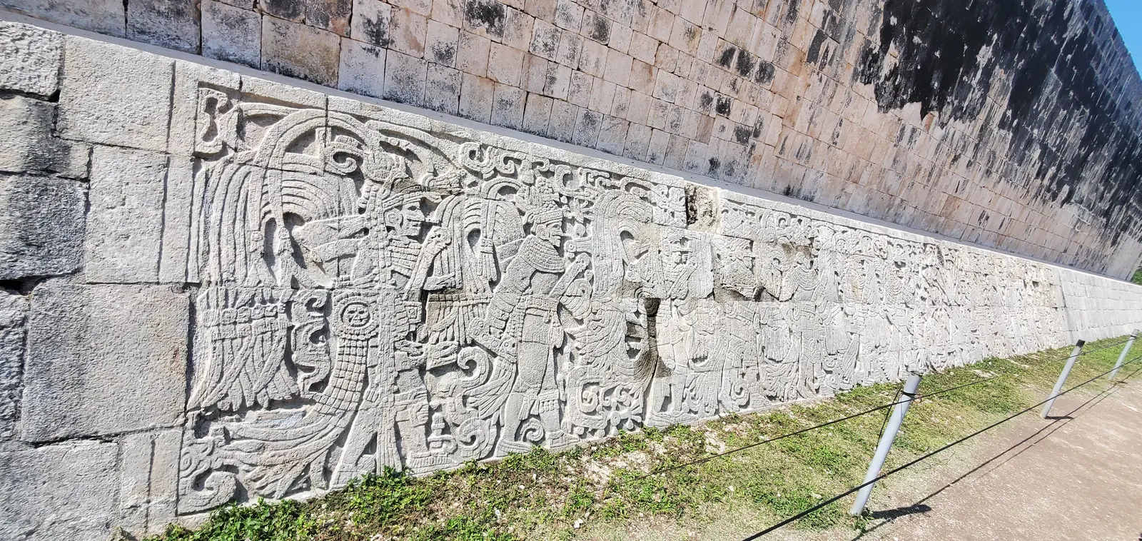 Jugeo de Pelota (Great Ball Court)