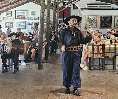 Bola demonstration