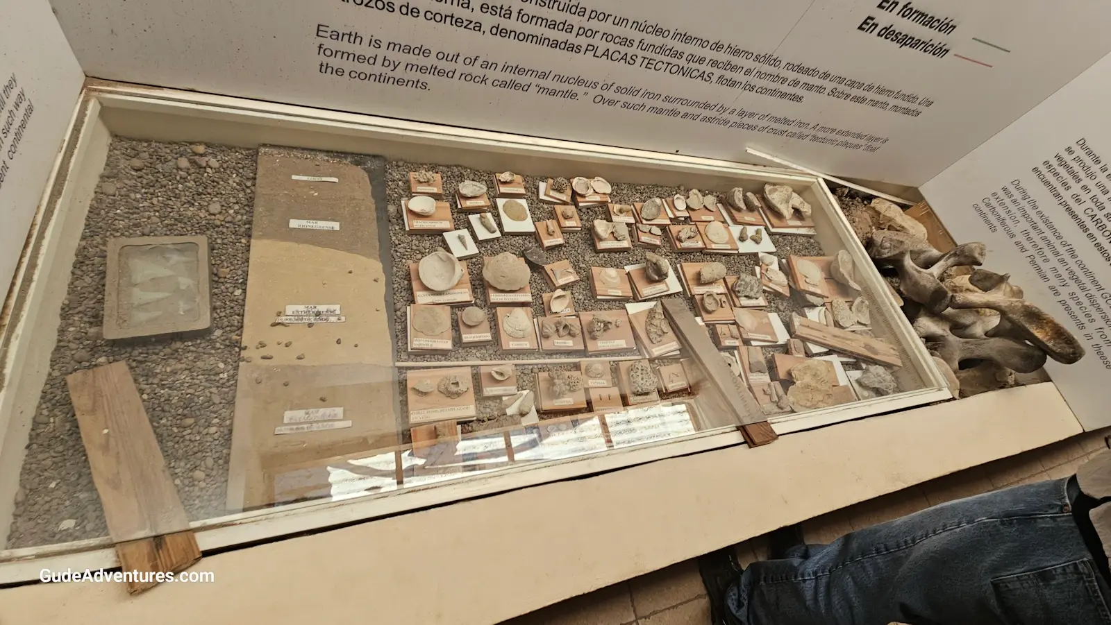 Artifact exhibit in Estancia San Guillermo 