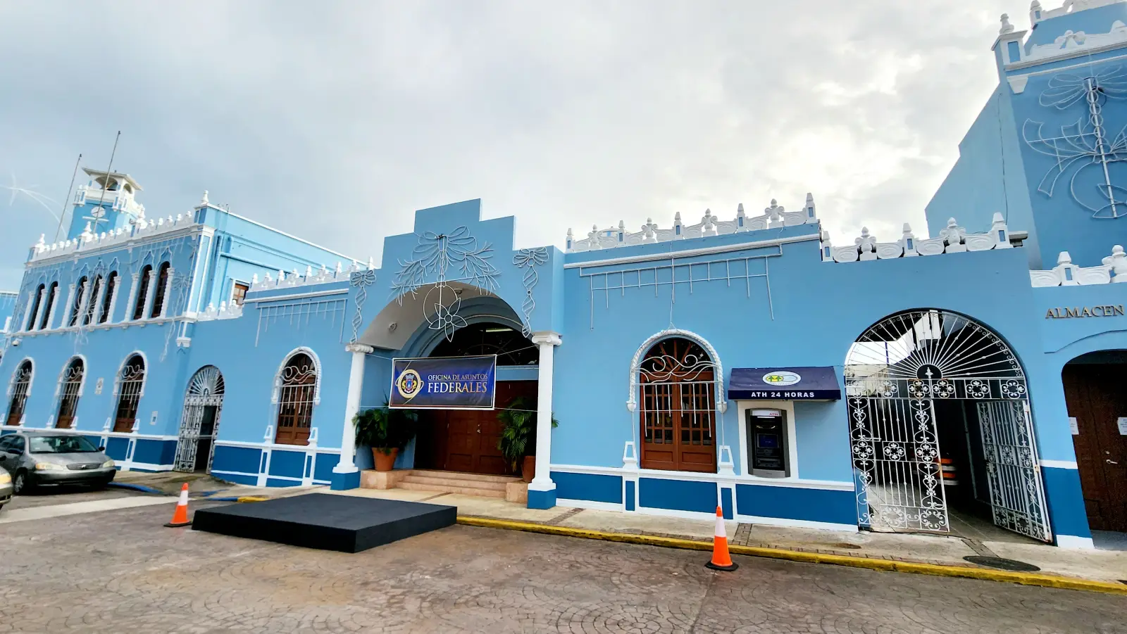 Municipal building in downtown Fajardo