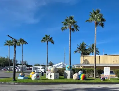 Traffic circle at the port