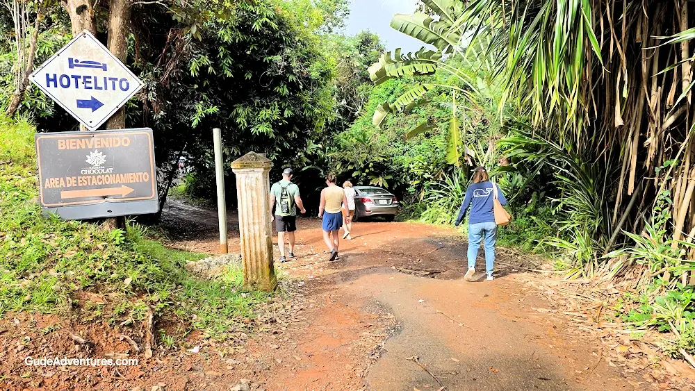 Entrance to Hacienda Chocolat