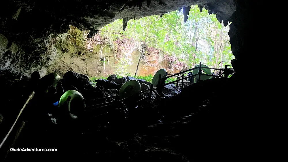 Entrance to Crystal Cave