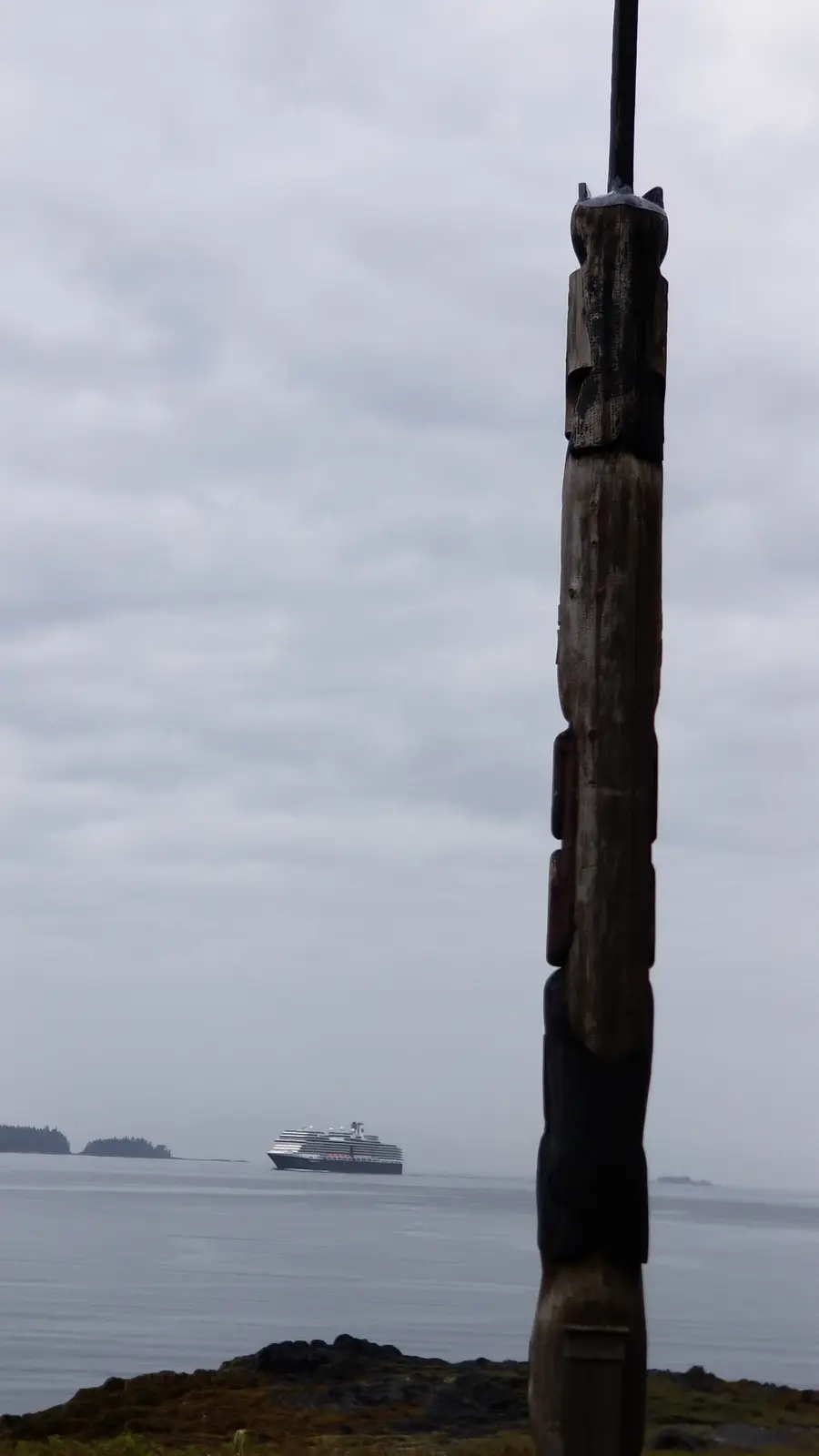 Cruise ship in Totem Bight 