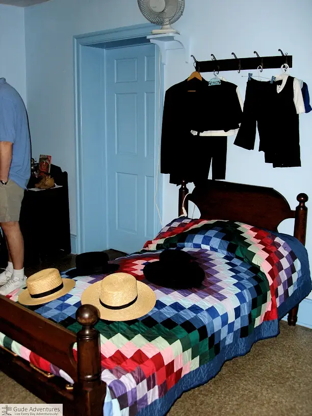 Amish bedroom