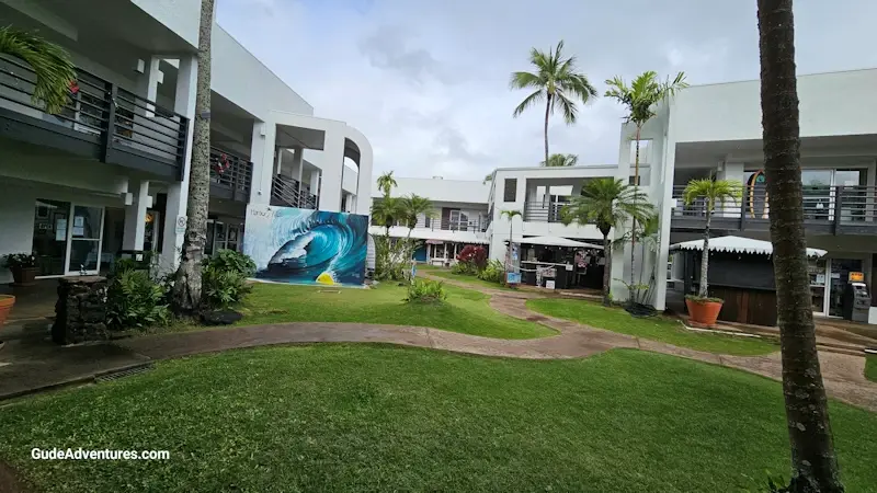 Harbor Mall shopping center