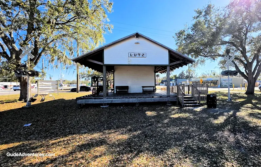 Lutz train station
