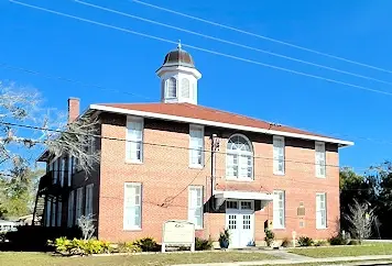 Old Lutz schoolhouse from 1927