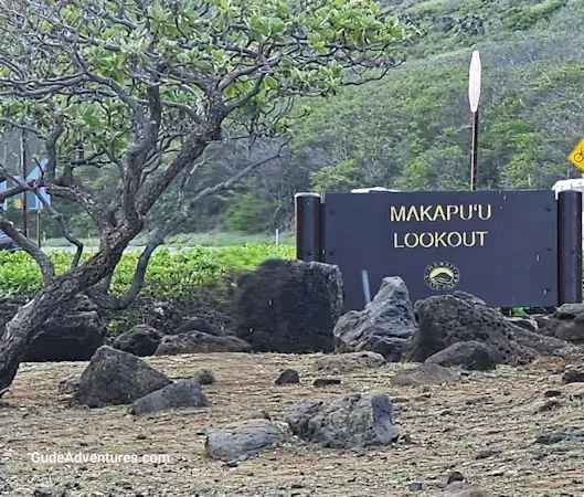 Entrance to Makapuu Lookout