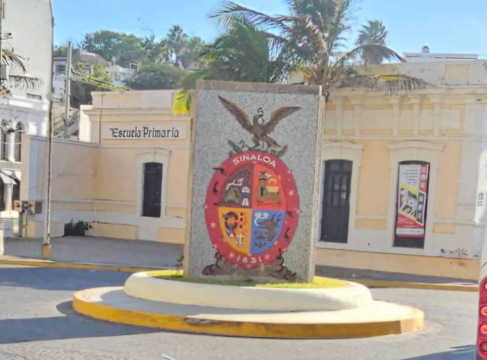Emblem for the state of Sinaloa.