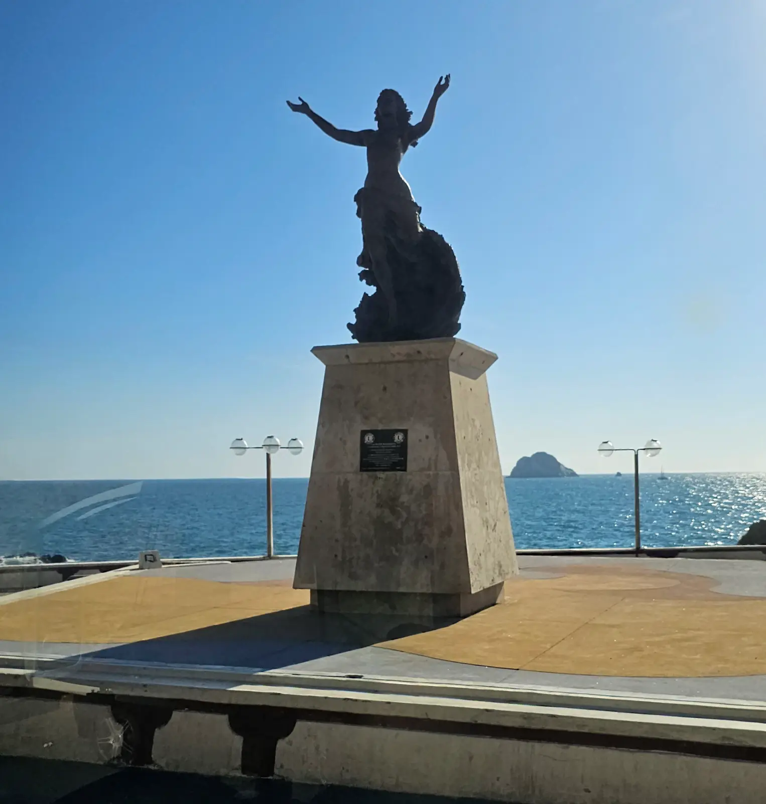 Monument to Mazatleca women