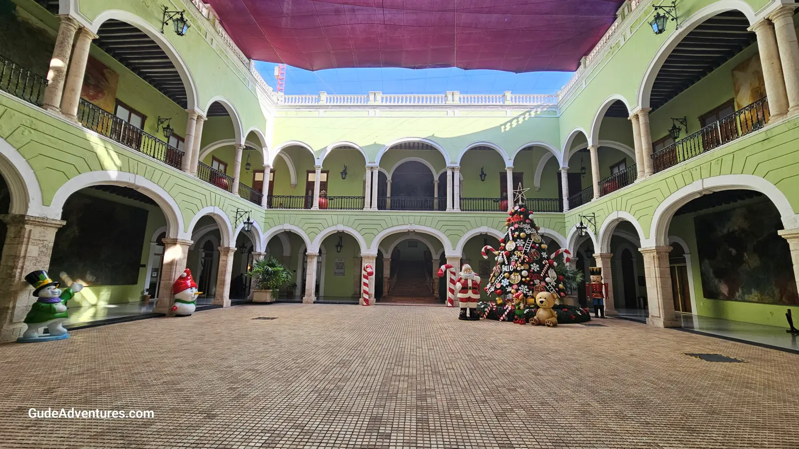 Inside the Palacio de Gobierno del Estado de Yucutan