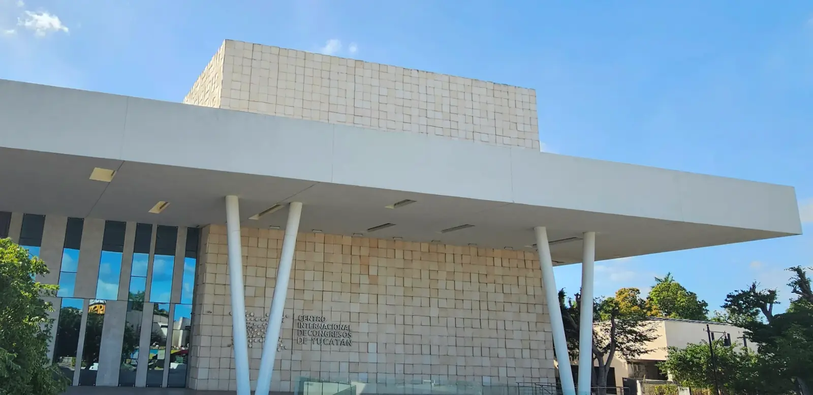 Centro International de Congresos de Yucutan