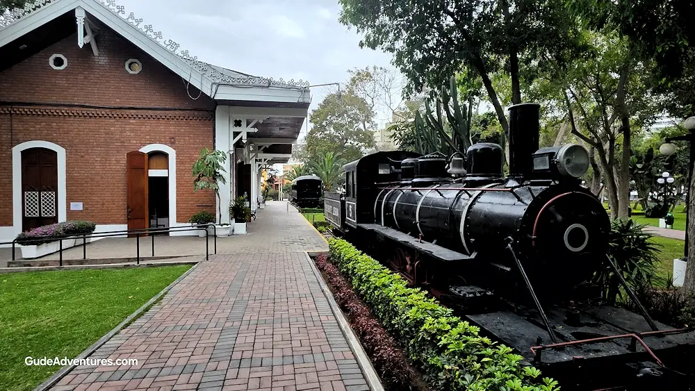 Parque Reducto Number 2 museum and train
