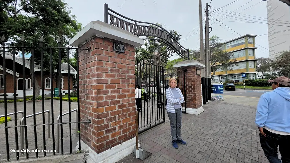 Entrance to Parque Reducto Number 2