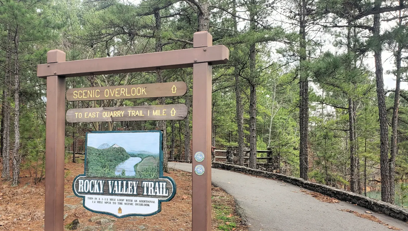 Rock Valley Trail to scenic overlook