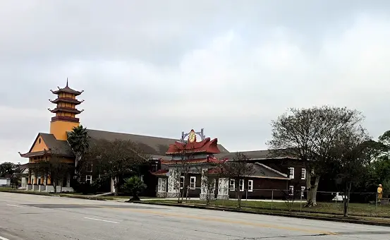 Buu Mon Buddhist Temple