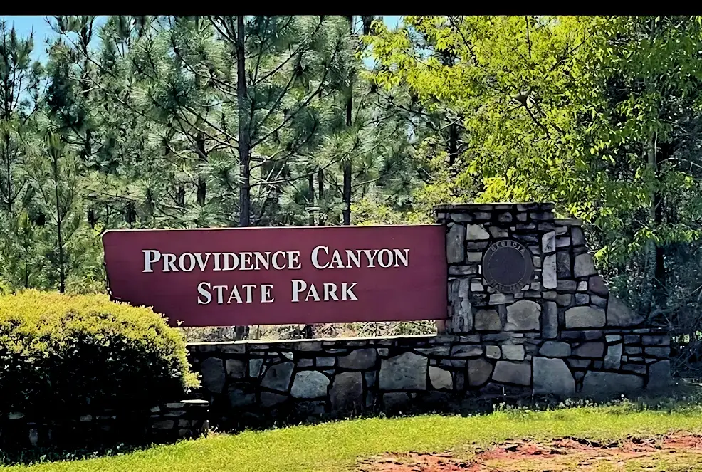Entrance to Providence Canyon