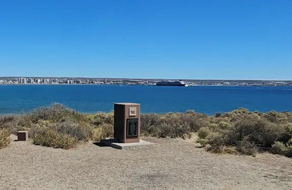 Goblemo del Chubut at Puente Cuevas 