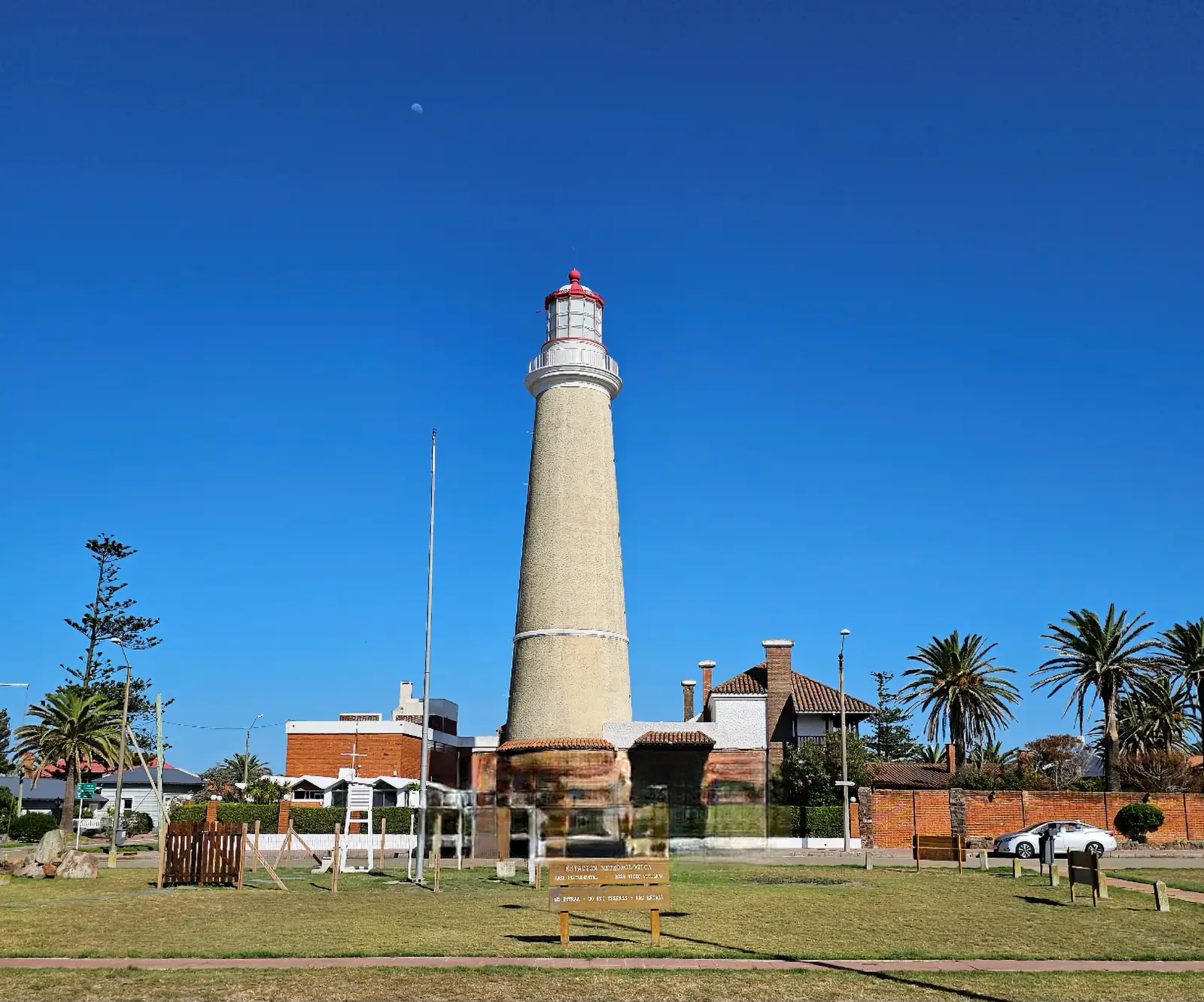 Punta del Este lighthouse
