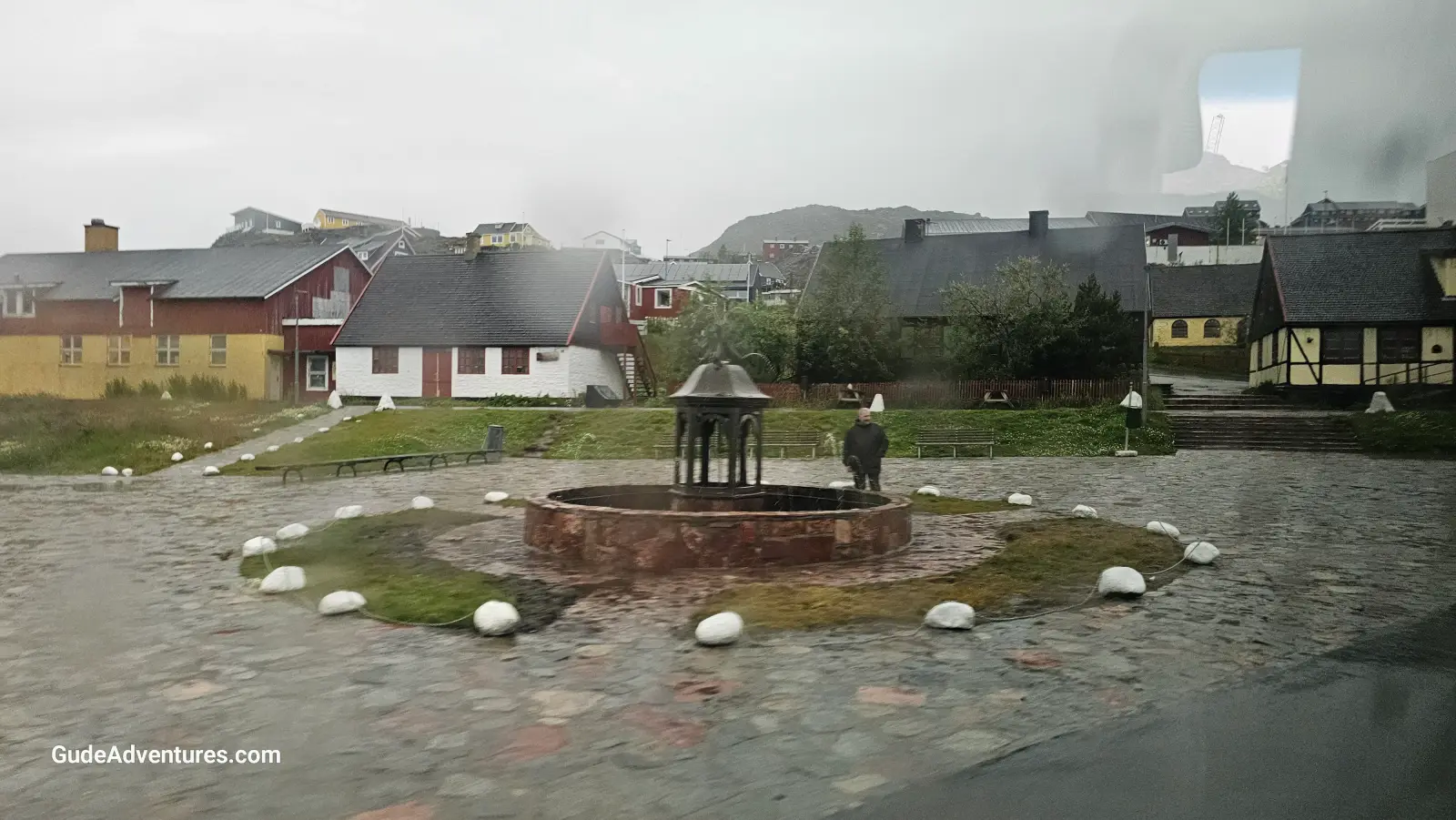 Mindebronden Memorial Fountain.
