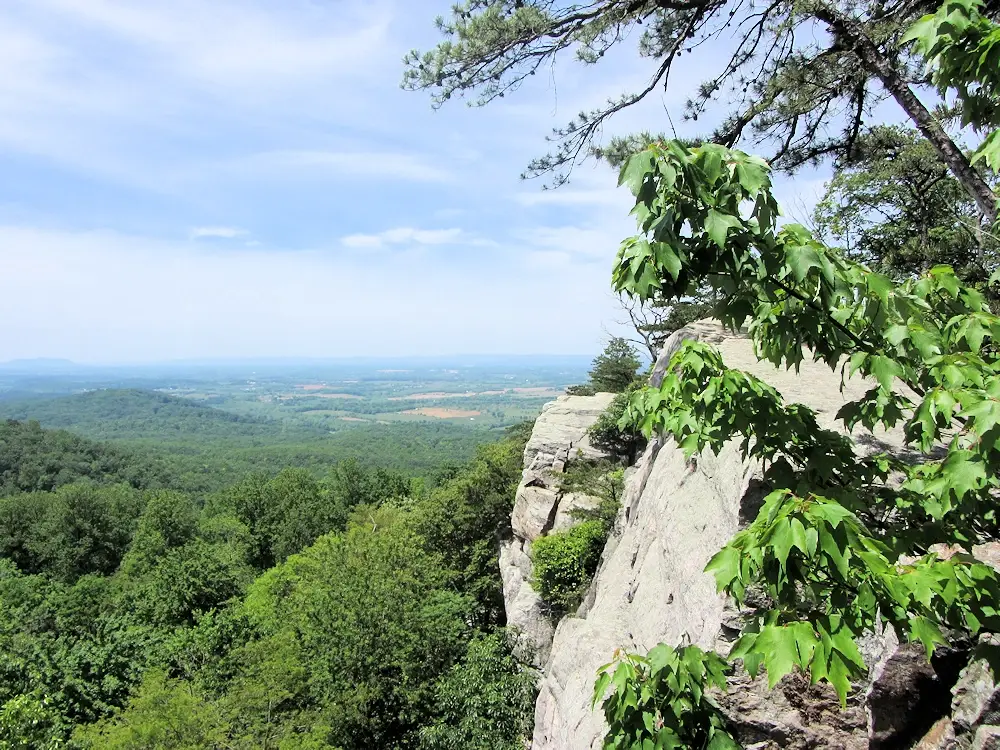 View from the cliff to the west into the Shenandoah Valley