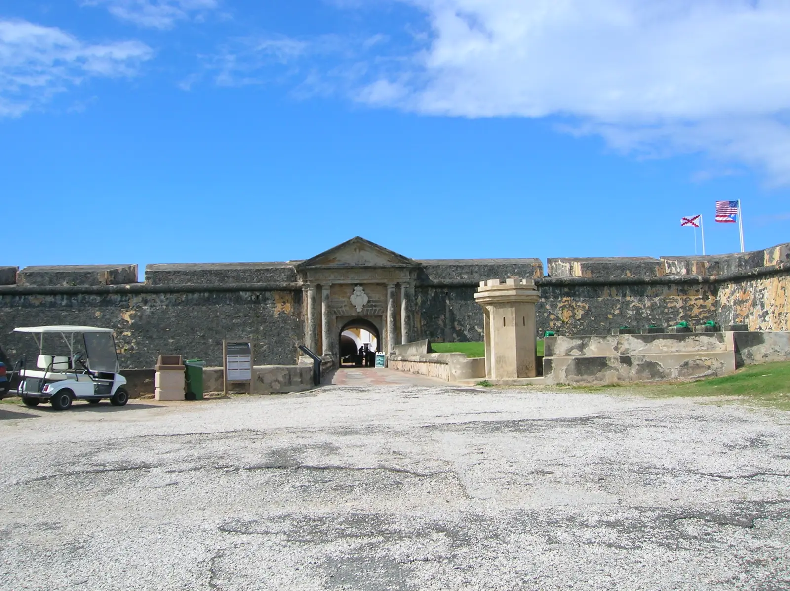 View of the upper walls from the lower bastions