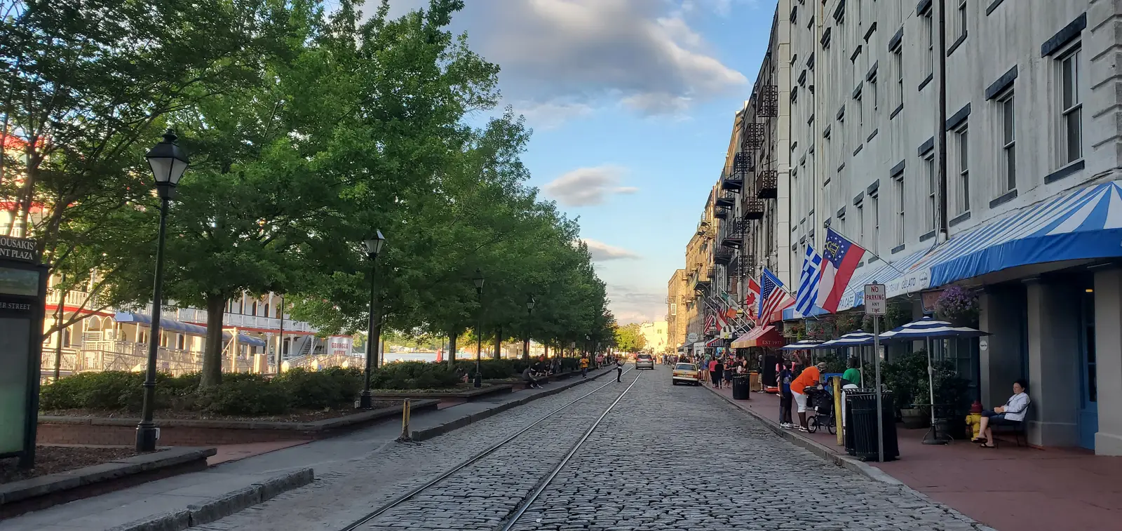 The cobblestone street along the riverfront.