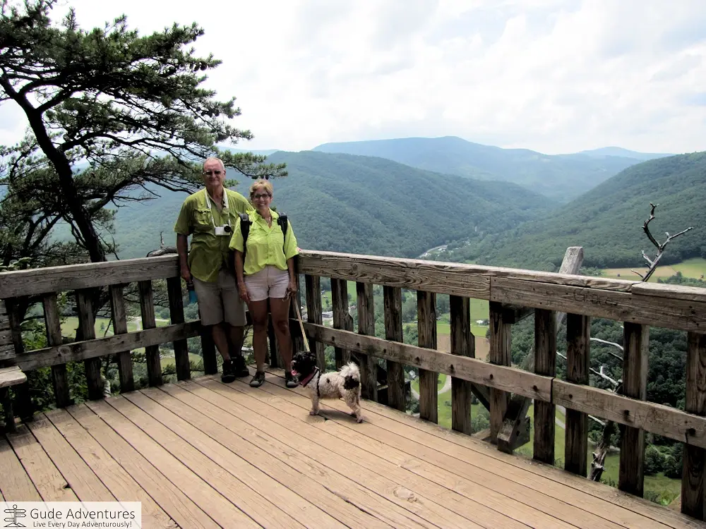 Observation deck on Seneca Rocks