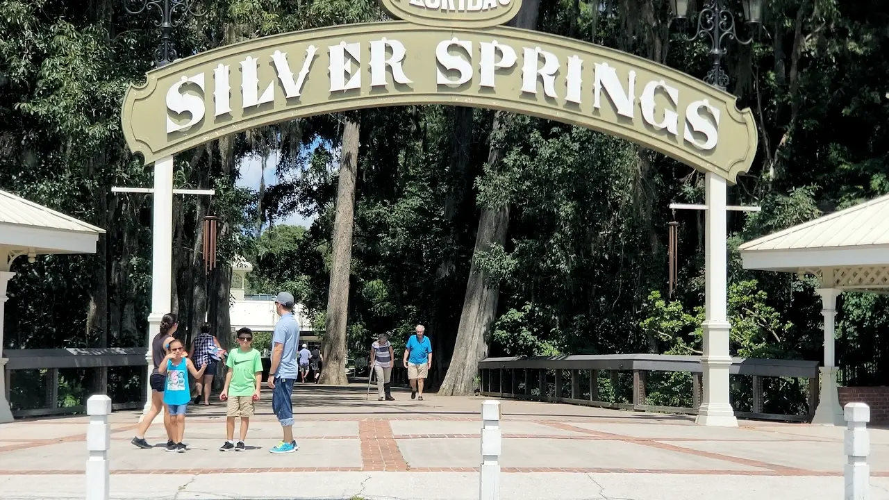 Silver Springs entrance