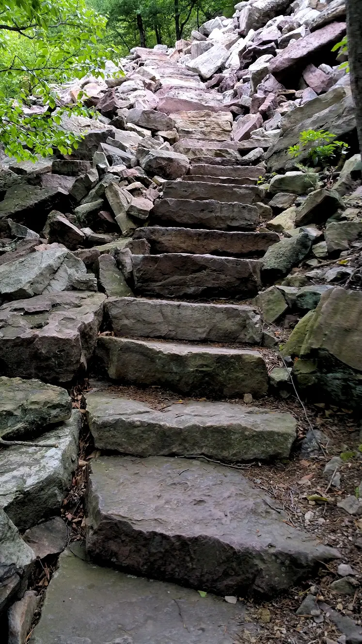 Starting the climb up the Thousand Steps trail.