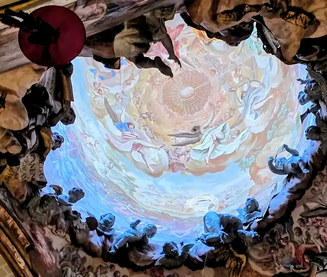Opening to heaven in the top of the cathedral 