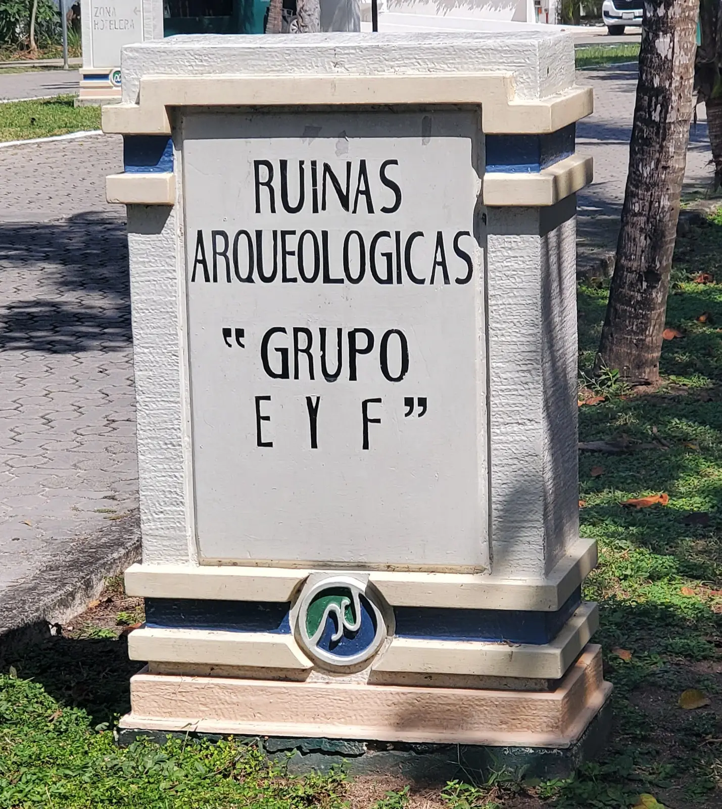 Groupo Eyf archeological ruins 